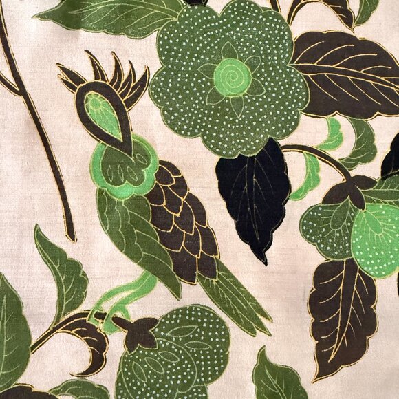 Vintage Kanebo Japanese Peacock and Floral Silk Scarf 32" X 32" - Picture 5 of 15